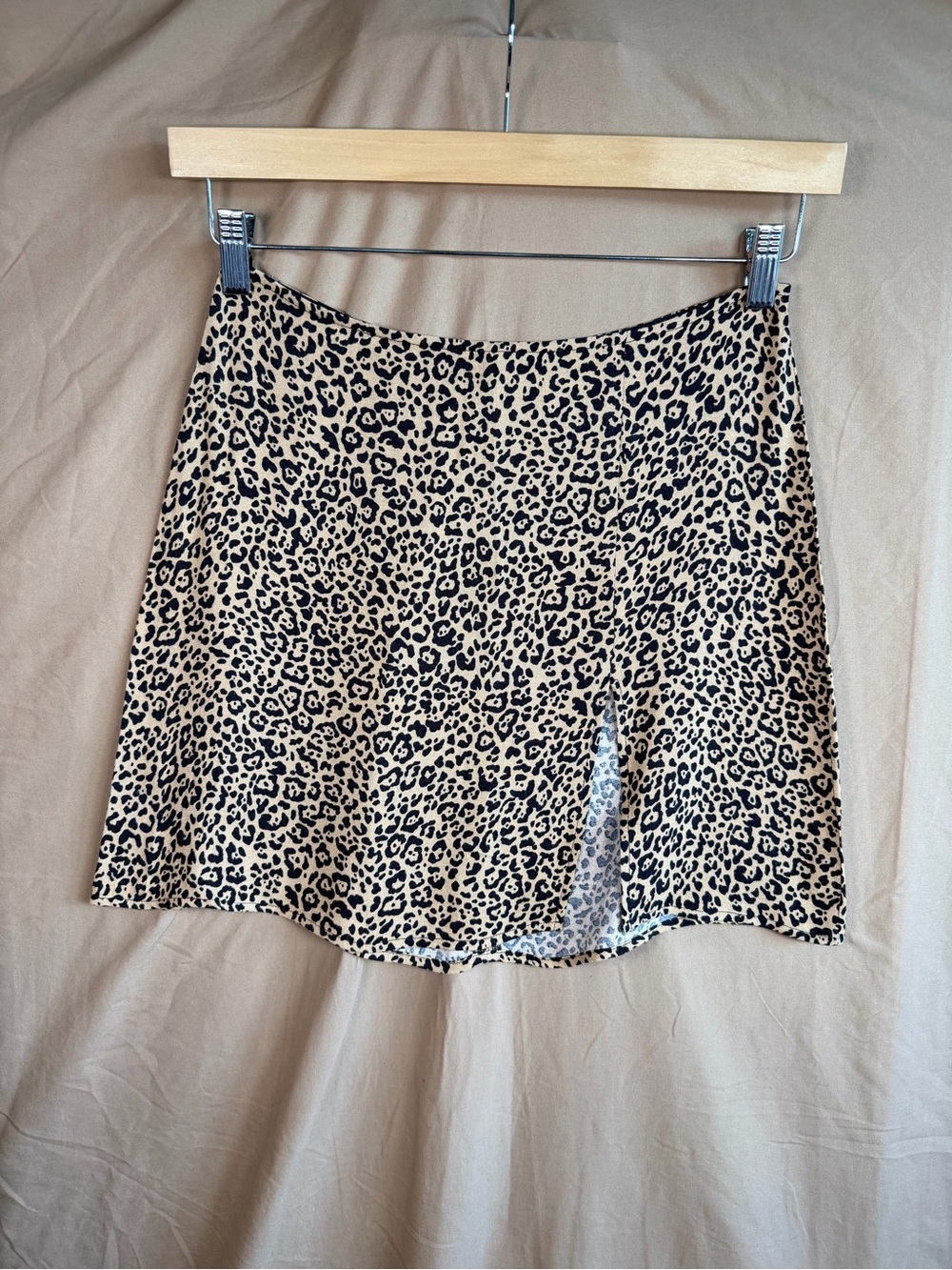 Reformation Leopard Mini Skirt 6 Slit Cheetah Print 90s Y2K Going Out